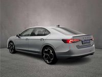 Nieuw Skoda Superb Business Line 204 PK (150 kW) 2025 Pebble silver Hatchback