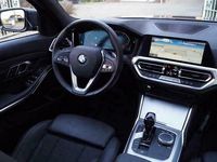 tweedehands BMW 318 318 i Executive Edition Sport Line Autom LED Kopl H