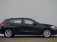 tweedehands BMW 118 1 Serie 5-deurs i Sport Line 17'' / Shadow Line