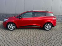 Occasion Renault Clio GrandTour LIMITED 90 PK (66 kW) 2018 Rood Stationwagen