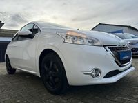 tweedehands Peugeot 208 1.2 VTi Allure/ Airco/ Cruise Control/ Bluetooth