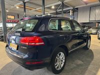 tweedehands VW Touareg 3.0 TSI Hybrid Dealer onderhouden Panoramadak