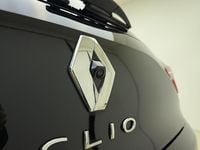 Occasion Renault Clio V Techno 91 PK (66 kW) 2023 Zwart Hatchback