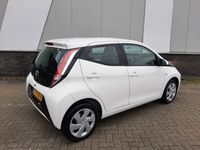 tweedehands Toyota Aygo 1.0 VVT-i X-Navi | Airco |