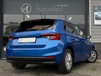 Occasion Skoda Fabia Ambition 65 PK (47 kW) 2022 Blauw Hatchback
