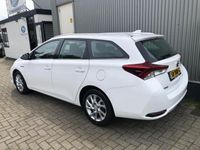 tweedehands Toyota Auris 1.8 Hybrid Dynamic / NAVIGATIE / DEALER ONDERHOUDEN / CRUISE CONTROL / CLIMATE CONTROL