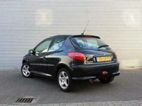 tweedehands Peugeot 206 1.6-16V XS Premium/LEER/AIRCO/NAP.