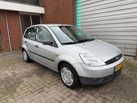 Occasion Ford Fiesta 69 PK (50 kW) 2002 Grijs Hatchback