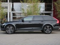 tweedehands Volvo V90 CC 2.0 T5 AWD Pro | Adaptive cruise| Dode hoek sensoren| Camera| Keyless entry|