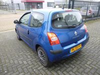 tweedehands Renault Twingo 1.2 Acces, sportieve uitvoering.