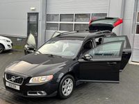 tweedehands Volvo V70 2.0D Limited Edition / Navi / DVD + Koptelefoons /