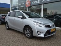 tweedehands Toyota Verso 1.8 VVT-i Dynamic Business | 7 Persoons | Trekhaak | Navi - Parkeercamera