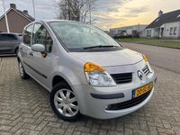 Occasion Renault Modus 112 PK (82 kW) 2006 Grijs MPV