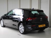 tweedehands VW Golf VIII 1.5 TSI Life Navigatie | Airconditioning | 16" Lichtmetalen velgen | Android Auto / Apple Carplay
