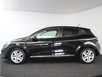 tweedehands Renault Clio V 1.0 TCe 90 Zen Navigatie / Parkeersensoren / Cruise Control / Airco / Privacy Glass / LED