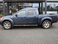 tweedehands Nissan Navara 2.5 DCI DUBBEL CABIN A/T 5 SITZ 4WD VAN