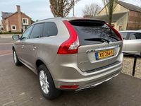 tweedehands Volvo XC60 2.0 T5 FWD SUMMUM AUTOMAAT / SCHUIFDAK / LEDER / S