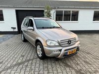 tweedehands Mercedes ML270 M-KLASSECDI 4x4 Automaat Youngtimer Airco Navi cruise control Elk. Ramen Zeer Nette Marge!!