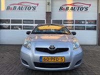 Occasion Toyota Yaris 69 PK (50 kW) 2011 Grijs Hatchback