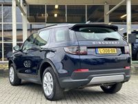 tweedehands Land Rover Discovery Sport P300e Aut. 309pk AWD S | 2 jaar garantie | Door ons onderhouden | Afn. trekhaak tot 1.650kg |