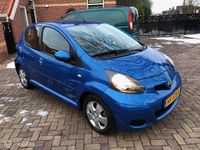 Occasion Toyota Aygo 68 PK (50 kW) 2009 Blauw Hatchback