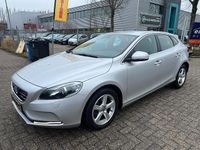 Occasion Volvo V40 Inscription 150 PK (110 kW) 2016 Grijs (metallic) Hatchback