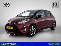 Occasion Toyota Yaris Hybrid Design 101 PK (74 kW) 2019 Rood Hatchback