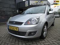Occasion Ford Fiesta Futura 69 PK (50 kW) 2008 Grijs Hatchback