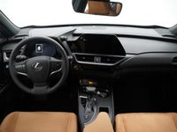 tweedehands Lexus UX 250h Business Line | Facelift! | Apple Carplay | Blind Spot Monitor | Privacy Glass