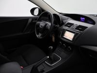 tweedehands Mazda 3 1.6 Navigator SEDAN + NAVIGATIE / STOELVERWARMING / VOORRUIT