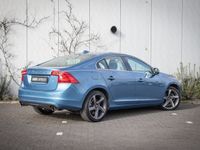 tweedehands Volvo S60 T3 Aut. Summum, ACC, Sportstoelen, Trekhaak, Xenon, 18 Inch