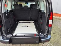 tweedehands VW Caddy Maxi Rolstoelauto / lang / automaat