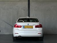 tweedehands BMW 320 3-SERIE d AUT, Leer, Navigatie Prof. Head-Up,Facelift