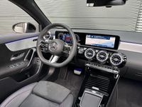 tweedehands Mercedes A180 AMG | Panoramadak | Panoramadak | Stoelverwarming | Achteruitrijcamera | Apple & Android Carplay