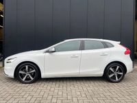 Occasion Volvo V40 R-Design 191 PK (140 kW) 2018 Wit Stationwagen