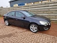 Occasion Volvo S60 Kinetic 150 PK (110 kW) 2011 Zwart, metallic lak Sedan