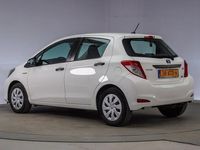 tweedehands Toyota Yaris 1.5 Full Hybrid Comfort [ Clima / cruise ]