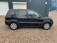 tweedehands Ford Fusion 1.6-16V Futura - AUTOMAAT