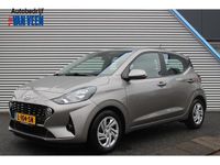 Occasion Hyundai i10 Comfort 67 PK (49 kW) 2021 Brass (grijs metallic) Hatchback