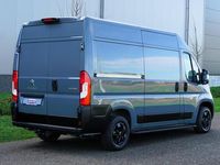 tweedehands Peugeot Boxer 335 2.2 BlueHDi 165 L2H2 Premium 165 pk |Topstaat |Climate control |Camera |Navi |Cruise |Trekhaak |Sensoren |Bluetooth |Betimmering |EURO6D |3500 KG