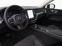 tweedehands Volvo XC60 B4 Core | Cruise Control | Camera | Keyless | Elek