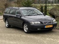 tweedehands Volvo V70 2.4 Comfort Line