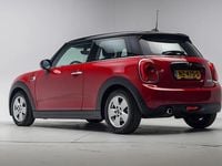 Occasion Mini Cooper Business 136 PK (100 kW) 2017 Rood Hatchback