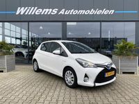 tweedehands Toyota Yaris 1.5 Hybrid Comfort Navi Clima.