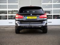 tweedehands BMW 220 2-SERIE Active Tourer i Luxury | Leder interieur | Stoelverwarming | Navigatie | Camera | etc.