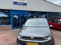 Occasion VW Touran Highline 116 PK (85 kW) 2019 Grijs MPV