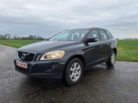 tweedehands Volvo XC60 2.4D Momentum