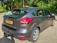 tweedehands Ford Focus 1.0 Titanium Edition Zeer nette parkeer sensor nav