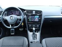 Occasion VW Golf VII Highline 131 PK (96 kW) 2019 Wit, metallic lak Stationwagen