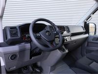 tweedehands VW Crafter 35 2.0 TDI 177PK Automaat L3H3 Exclusive